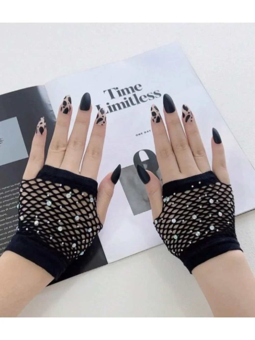 Women’s Punk Fishnet Rhinestone Fingerless Gloves Gothic Short Half Finger Sleev